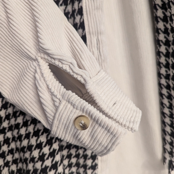 Blu Pepper houndstooth shacket - Picture 11 of 12